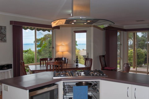 Admirals Inn - Tourism Noosa 19