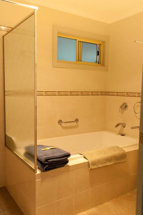 Admirals Inn - Tourism Noosa 10