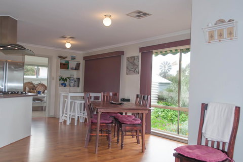 Admirals Inn - Tourism Noosa 7