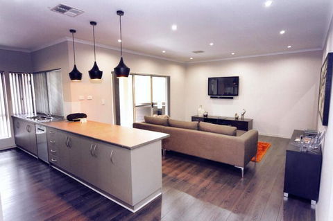 Casavino Luxury Villa - Tourism Noosa 35
