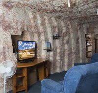 Ali's Underground - Tourism Noosa