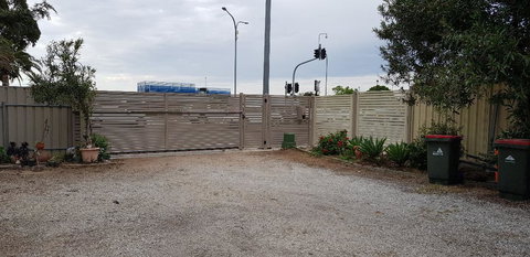 Unit In Marion - Tourism Noosa 2