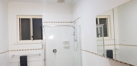 Unit In Marion - Tourism Noosa 9