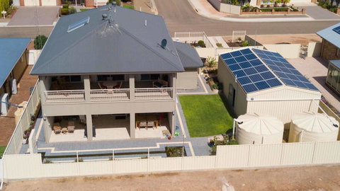 Rezare House Bed & Breakfast - Tourism Noosa 2