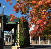 Ten Dollar Town Motel - Tourism Noosa