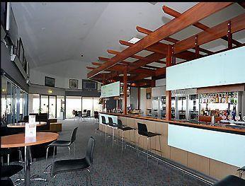 Lady Bay Hotel - Tourism Noosa 11