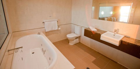 Port Lincoln Hotel - Tourism Noosa 7