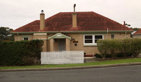 Grace Cottage - Tourism Noosa 0