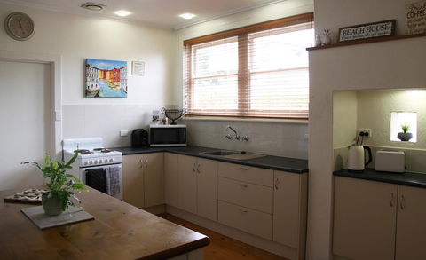 Grace Cottage - Tourism Noosa 6