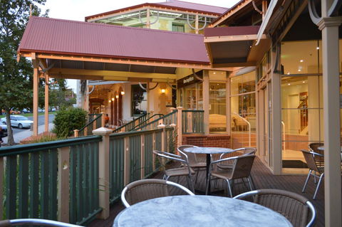 Loxton Community Hotel Motel - Tourism Noosa 1