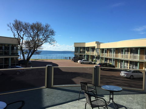 Hilton Beachfront Motel - Tourism Noosa 22