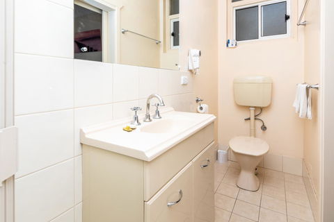 Blue Seas Motel - Tourism Noosa 13