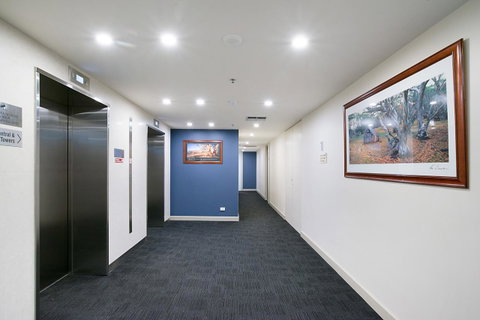 Beachside Luxury & Comfort, Ocean Views In Glenelg - Tourism Noosa 31