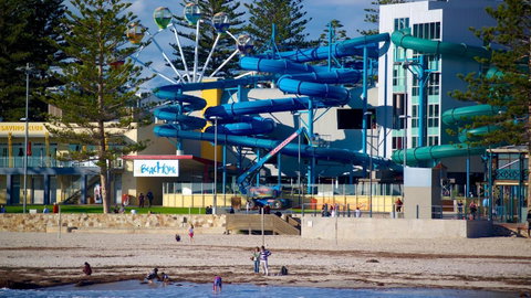 Beachside Luxury & Comfort, Ocean Views In Glenelg - Tourism Noosa 34