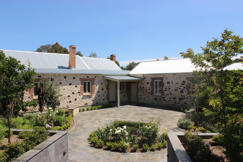 OXENBERRY FARM - Tourism Noosa 1