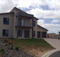 Relax On Par - Tourism Noosa