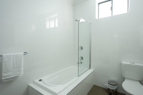 City Centre Motel Hotel - Tourism Noosa 27