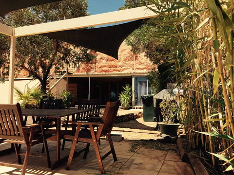 The Lookout Cave Underground Motel - Tourism Noosa 16