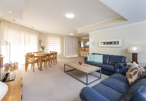 Ramada Resort By Wyndham Shoal Bay - Tourism Noosa 42