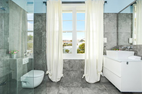 Salomon Sea Haus - Sellicks Beach - C21 SouthCoast Holidays - Tourism Noosa 3