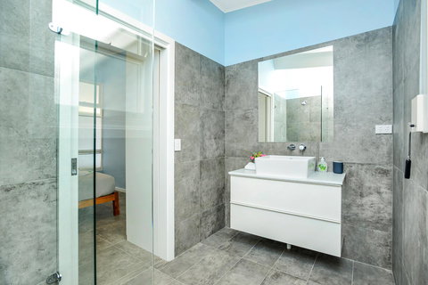 Salomon Sea Haus - Sellicks Beach - C21 SouthCoast Holidays - Tourism Noosa 10