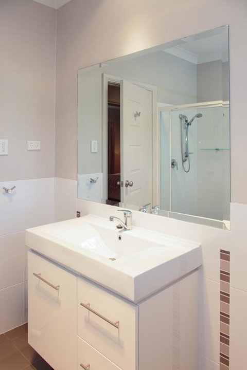 Waterfront On Osprey - Tourism Noosa 22