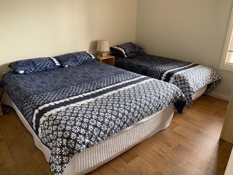 Waterfront On Osprey - Tourism Noosa 17