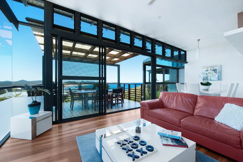 One Mile Retreat - Tourism Noosa 3