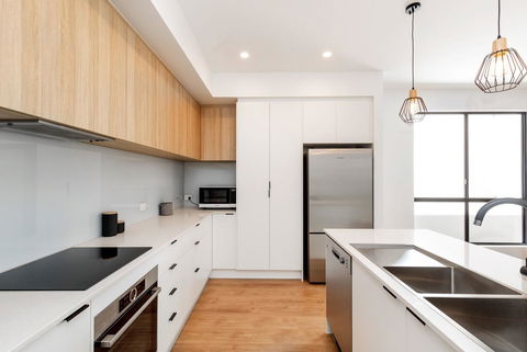 Brand New Affordable Luxury 3 Bedroom 3 Bathrooms House Close To Adelaide City, Chinatown, Beach, Adelaide Airport - Tourism Noosa 7