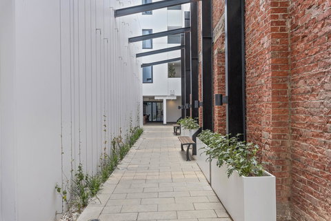 Views On Surflen - Tourism Noosa 10