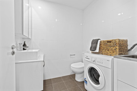 Views On Surflen - Tourism Noosa 8