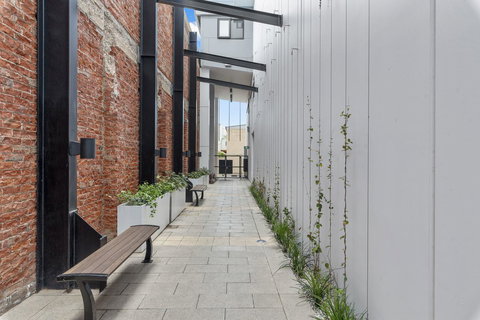 Views On Surflen - Tourism Noosa 13