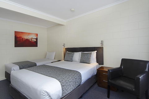 Victor Harbor City Inn - Tourism Noosa 32