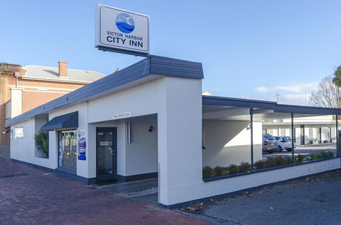 Victor Harbor City Inn - Tourism Noosa 0