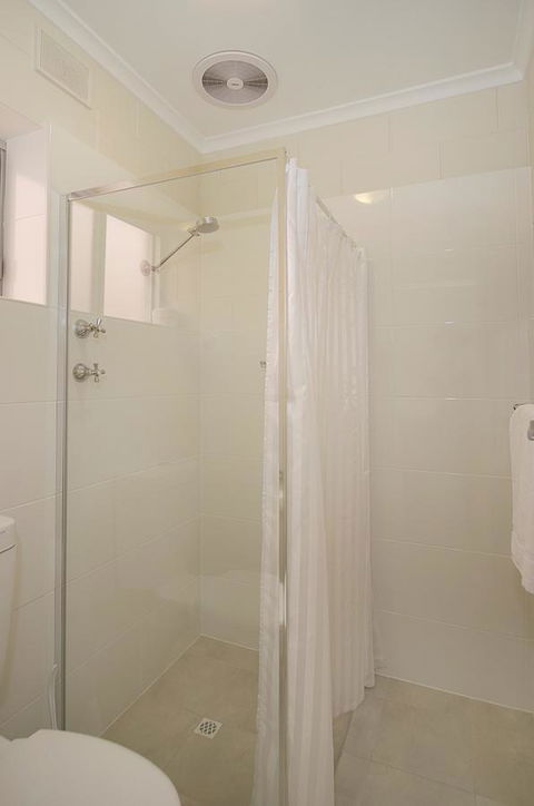 Victor Harbor City Inn - Tourism Noosa 25