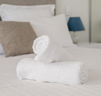 Ther-Rich Elegant 1BR Apartment in Walkerville - Tourism Noosa