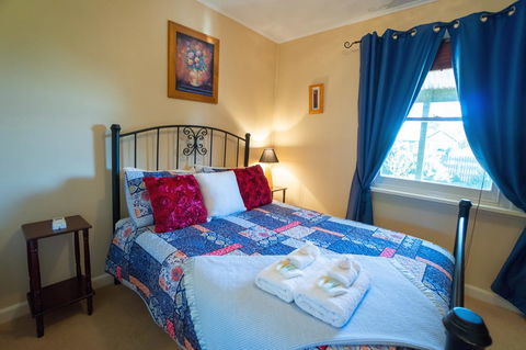 Ruby\'s Cottage - Tourism Noosa 12