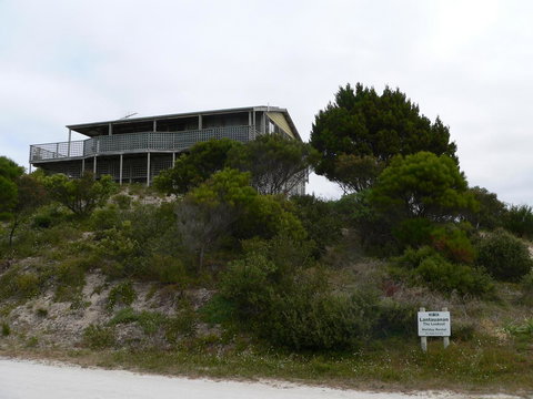Lantauanan - The Lookout - Tourism Noosa 10