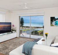 Stylish 3 Bedroom Beachview Apartment - Tourism Noosa