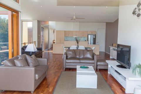 South Shores Villa 52 - Tourism Noosa 22