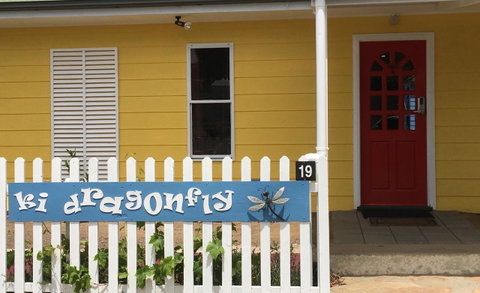 KI Dragonfly Guesthouse - Tourism Noosa 4