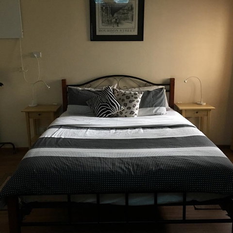 KI Dragonfly Guesthouse - Tourism Noosa 27