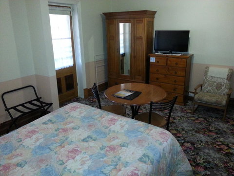 Sonbern Lodge Motel - Tourism Noosa 15