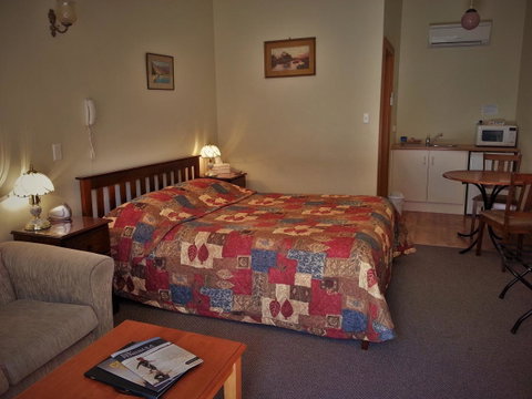 Sonbern Lodge Motel - Tourism Noosa 20