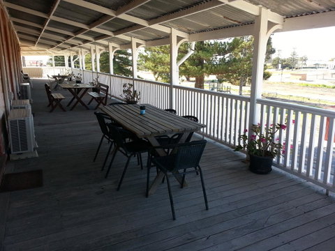 Sonbern Lodge Motel - Tourism Noosa 1