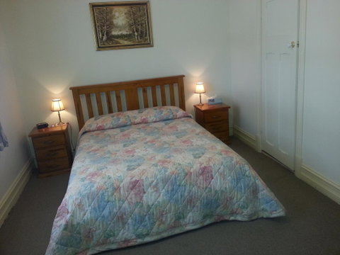 Sonbern Lodge Motel - Tourism Noosa 10