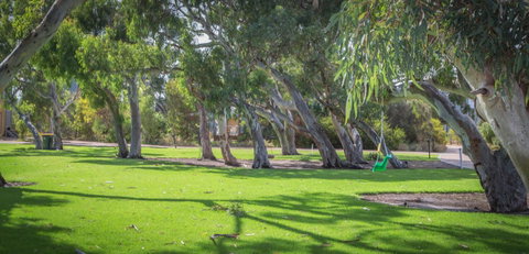 South Shores Trevally Villa 92 - South Shores Normanville - Tourism Noosa 5