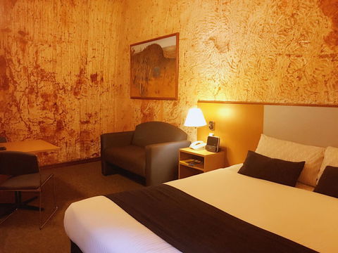 Desert Cave Hotel - Tourism Noosa 41