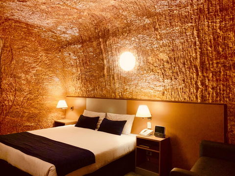 Desert Cave Hotel - Tourism Noosa 13
