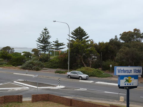 Wintersun Motel - Tourism Noosa 12